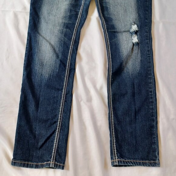 Twentyone Black Rue 21 Blue Jeans Straight Leg Dark Wash Embellished Size 9/10 - Picture 4 of 16